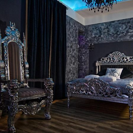 Nuit Romantique - Jacuzzi - Beziers - Romance Royale エクステリア 写真